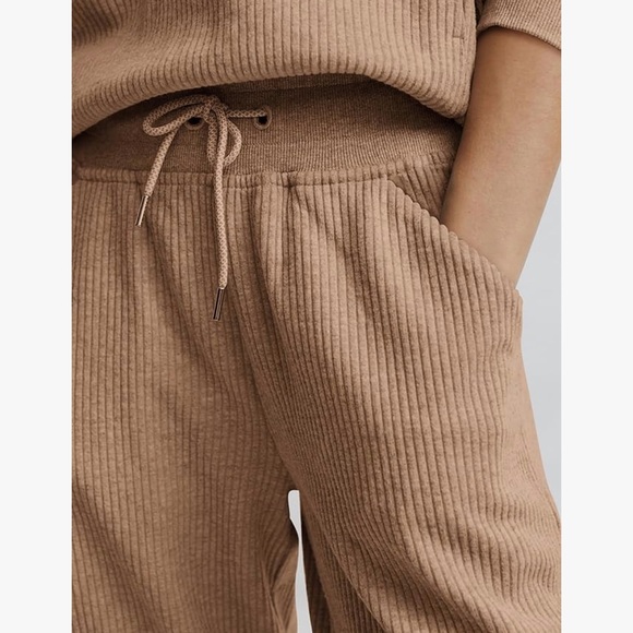 pretty garden 2 piece jogger set - Picture 3 of 4